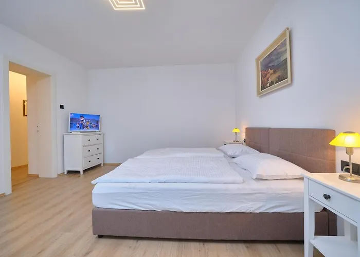 Bacci 2-bedroom By Litto Appartement