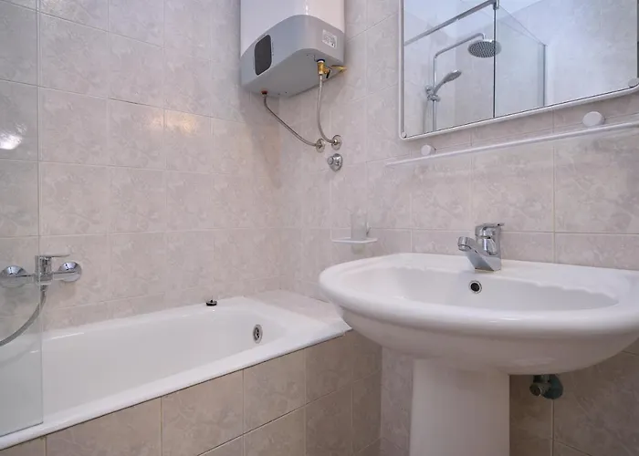 Apartment Bacci 2-bedroom By Litto *